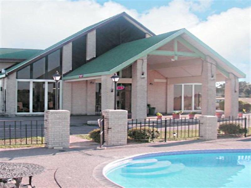 Sunset Inn Flatonia By Magnuson Worldwide מראה חיצוני תמונה
