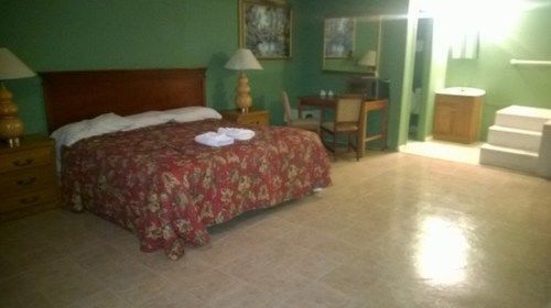 Sunset Inn Flatonia By Magnuson Worldwide מראה חיצוני תמונה