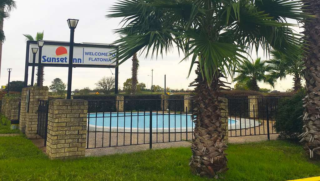 Sunset Inn Flatonia By Magnuson Worldwide מראה חיצוני תמונה